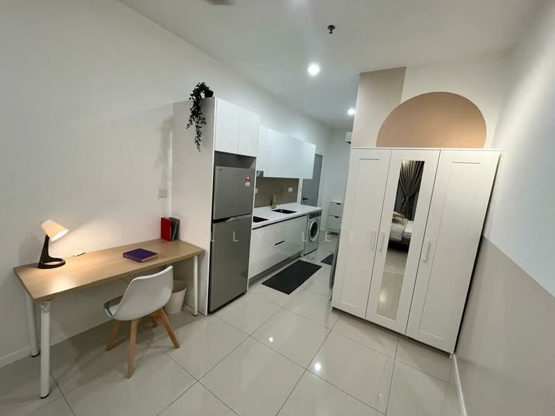 Servis Apartment untuk Disewa di Residential Suites @ HighPark - Ally Lee - Kitchen - PropertyGuru.com.my