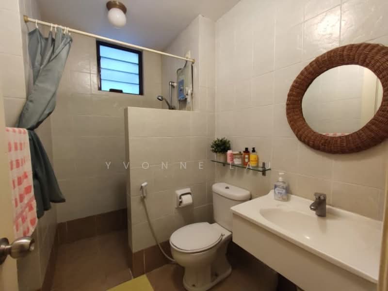 Kondominium untuk Dijual di Casa Tropicana - Yvonne Lau - Bathroom - PropertyGuru.com.my