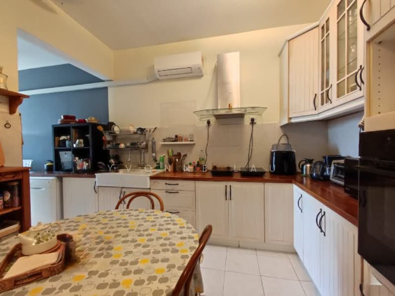 Kondominium untuk Dijual di Casa Tropicana - Yvonne Lau - Kitchen - PropertyGuru.com.my