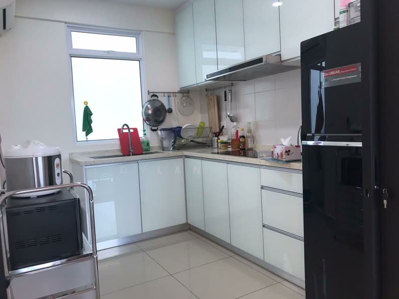 Kondominium untuk Dijual di SummerSkye Residences - Dylan Lee - Kitchen - PropertyGuru.com.my