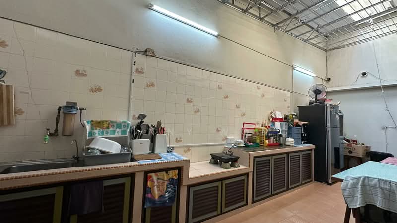 2-storey Terraced House for Sale in Pulau Tikus (Penang) - Rainny Wong - Kitchen - PropertyGuru.com.my