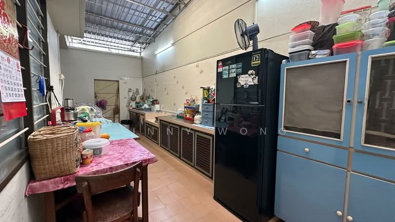 2-storey Terraced House for Sale in Pulau Tikus (Penang) - Rainny Wong - Kitchen - PropertyGuru.com.my
