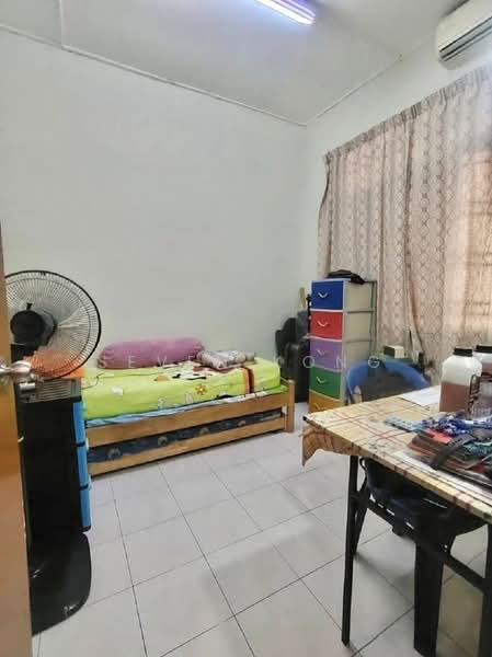 1-storey Terraced House for Sale in Kota Masai (Pasir Gudang) - Seven Kong - Bedroom - PropertyGuru.com.my