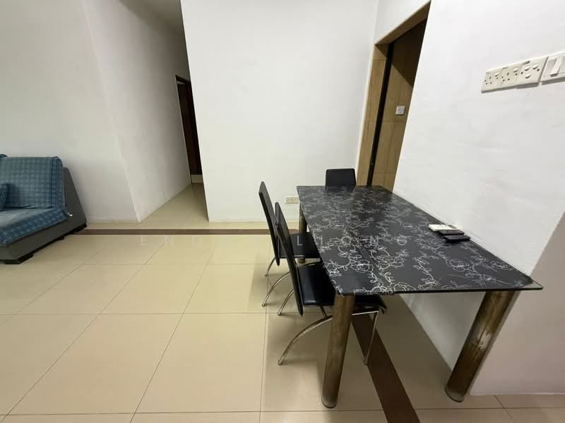 Pangsapuri untuk Disewa di Idaman Senibong - Enoch Liong - Living Room - PropertyGuru.com.my