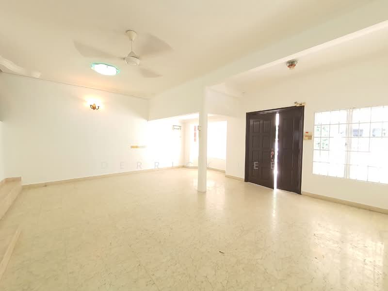 Rumah Teres 2 Tingkat untuk Dijual di SS12 (Subang Jaya) - Derrick Lee - Living Room - PropertyGuru.com.my