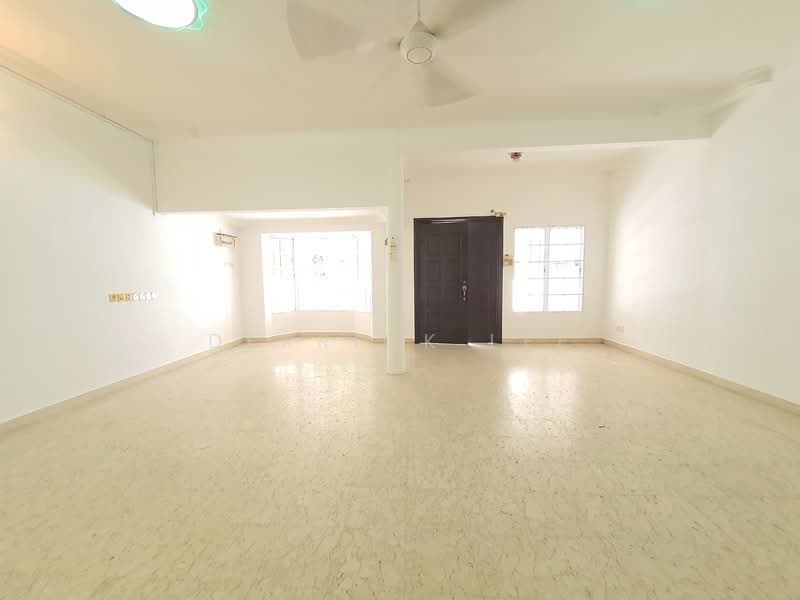 Rumah Teres 2 Tingkat untuk Dijual di SS12 (Subang Jaya) - Derrick Lee - Living Room - PropertyGuru.com.my