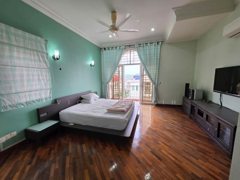 Semi-Detached House for Sale in Taman Puncak Perdana (Cheras) - Victoria Tih - Bedroom - PropertyGuru.com.my