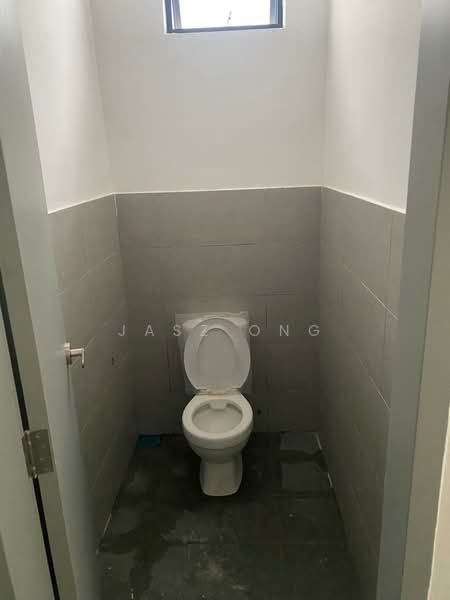 Shop for Rent in Taman JP Perdana (Johor Bahru) - Jasz Ong - Bathroom - PropertyGuru.com.my