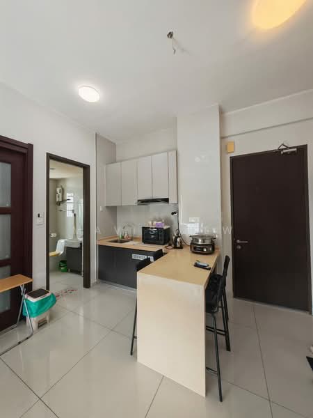 Kondominium untuk Disewa di Amberside @ Country Garden Danga Bay - Mavis Hew - Kitchen - PropertyGuru.com.my
