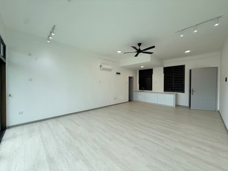 Pangsapuri untuk Dijual di Palazio - Jayden Ng - Living Room - PropertyGuru.com.my