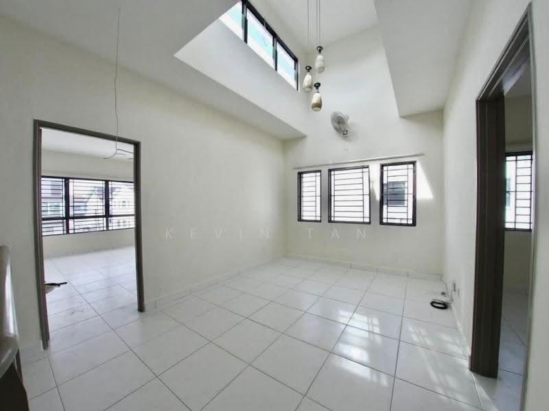 2-storey Terraced House for Sale in Lakeside Residences (Puchong) - Kevin Tan - Living Room - PropertyGuru.com.my