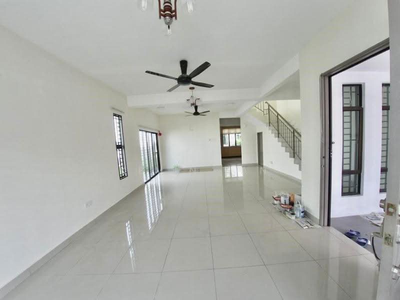 2-storey Terraced House for Sale in Lakeside Residences (Puchong) - Kevin Tan - Living Room - PropertyGuru.com.my