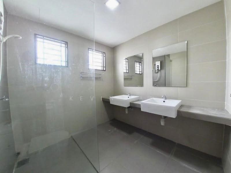 2-storey Terraced House for Sale in Lakeside Residences (Puchong) - Kevin Tan - Bathroom - PropertyGuru.com.my