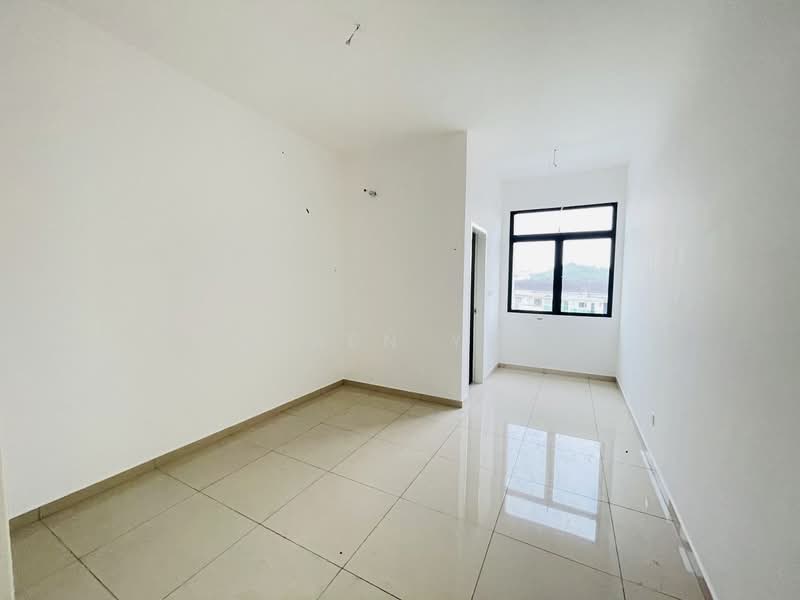 Rumah Teres 2 Tingkat untuk Dijual di Taman Desa Tebrau (Tebrau) - Karen Yeo - PropertyGuru.com.my
