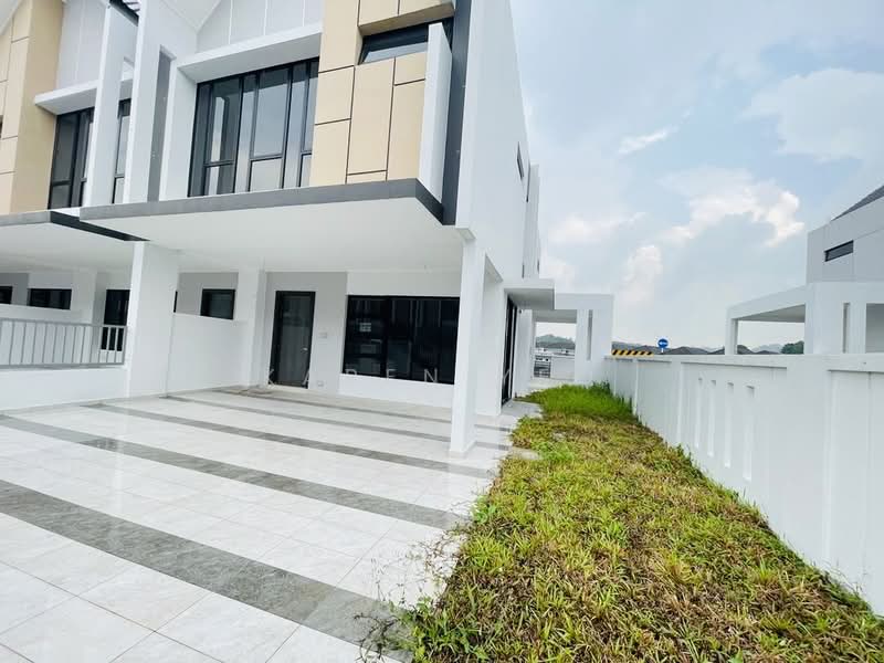 Rumah Teres 2 Tingkat untuk Dijual di Taman Desa Tebrau (Tebrau) - Karen Yeo - PropertyGuru.com.my