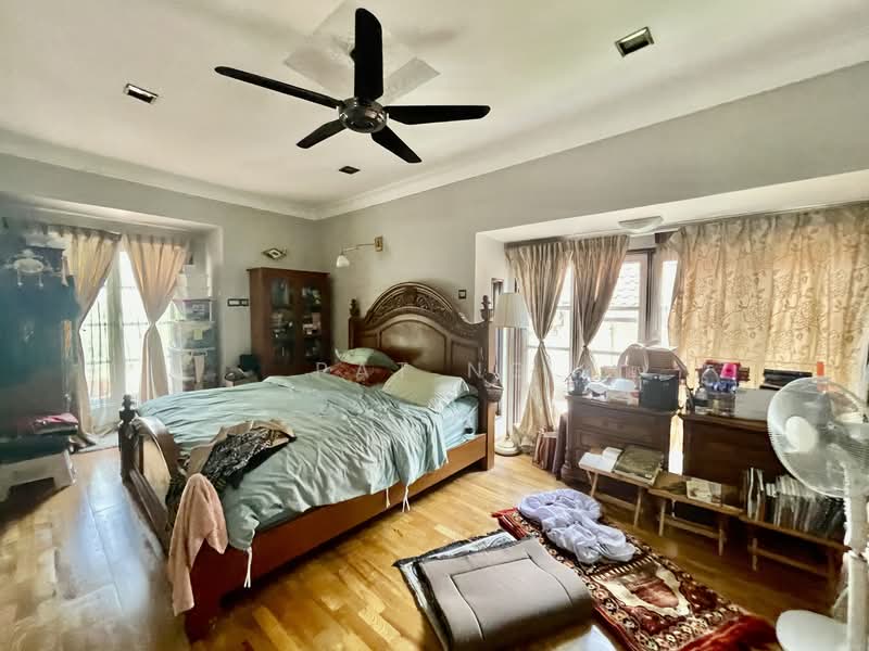 2-storey Terraced House for Sale in Taman Tun Dr Ismail (Kuala Lumpur) - Pat Ng - Bedroom - PropertyGuru.com.my