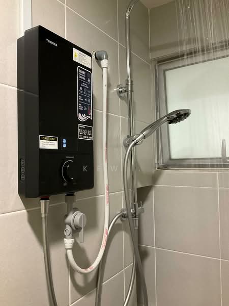 Pangsapuri untuk Disewa di Karisma @ Eco Majestic - Kew . - Bathroom - PropertyGuru.com.my