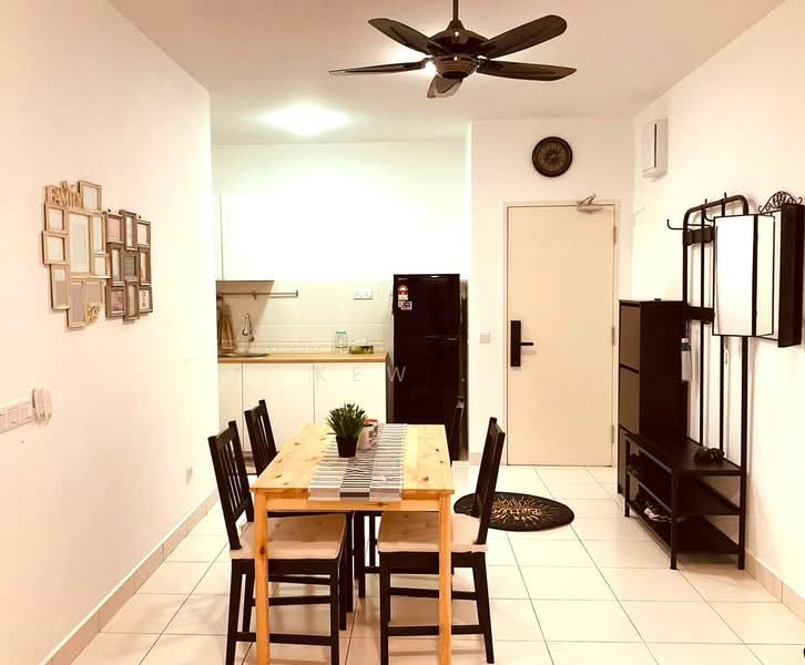 Pangsapuri untuk Disewa di Karisma @ Eco Majestic - Kew . - Dining Room - PropertyGuru.com.my