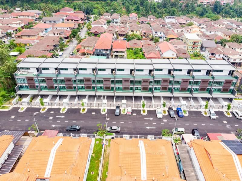 Townhouse for Sale in Gombak (Selangor) - Hector Cheah - Exterior - PropertyGuru.com.my