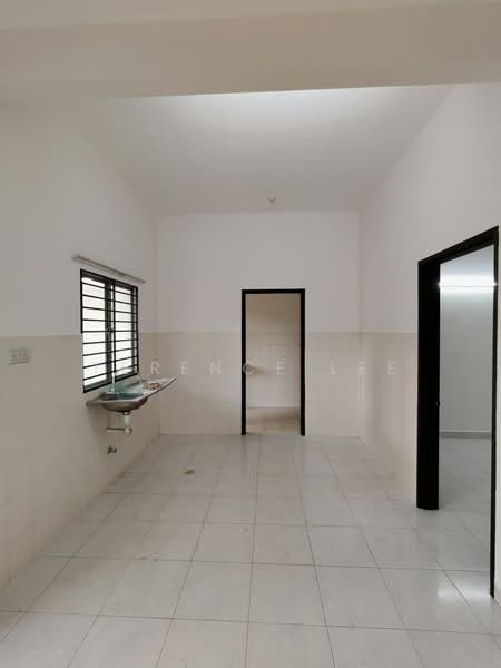Rumah Kluster untuk Disewa di Shah Alam (Selangor) - Terence Lee - Kitchen - PropertyGuru.com.my