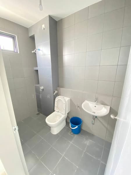 Rumah Teres 2.5 Tingkat untuk Dijual di Jade Hills (Kajang) - Terry Yee - Bathroom - PropertyGuru.com.my