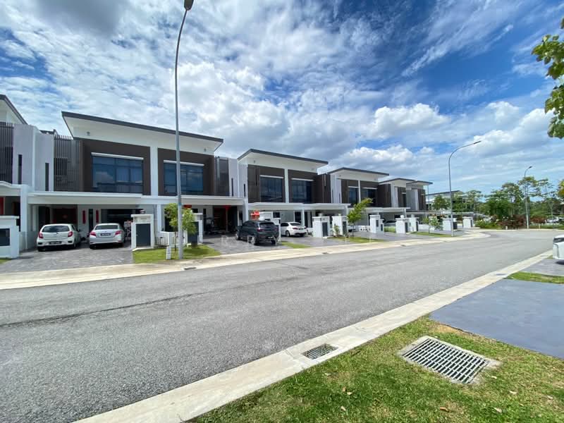 Rumah Teres 2.5 Tingkat untuk Dijual di Jade Hills (Kajang) - Terry Yee - Exterior - PropertyGuru.com.my