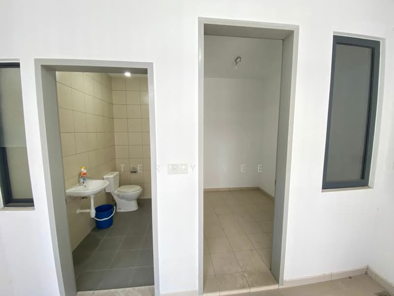 Rumah Teres 2.5 Tingkat untuk Dijual di Jade Hills (Kajang) - Terry Yee - Bathroom - PropertyGuru.com.my