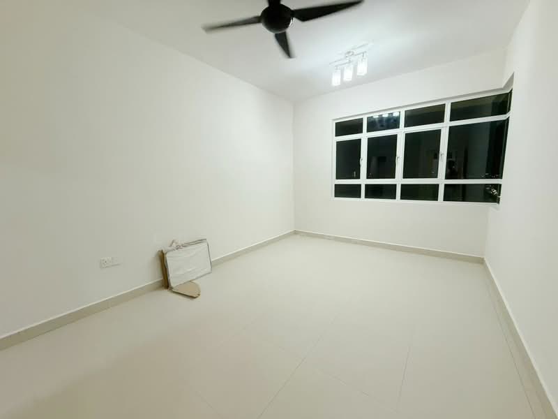 Pangsapuri untuk Dijual di Perling Heights Apartments - Eddie Chan - Interior - PropertyGuru.com.my