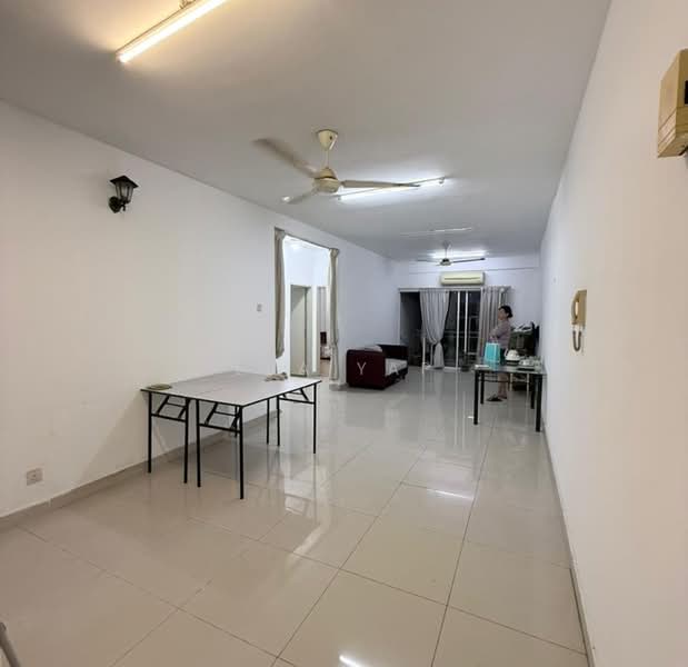 Kondominium untuk Disewa di Cova Suites - Eva Yap - Living Room - PropertyGuru.com.my