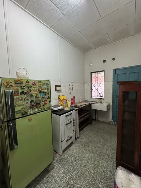Bungalow for Sale in Taman Kolam Air (Johor Bahru) - Bosco Eng - Kitchen - PropertyGuru.com.my