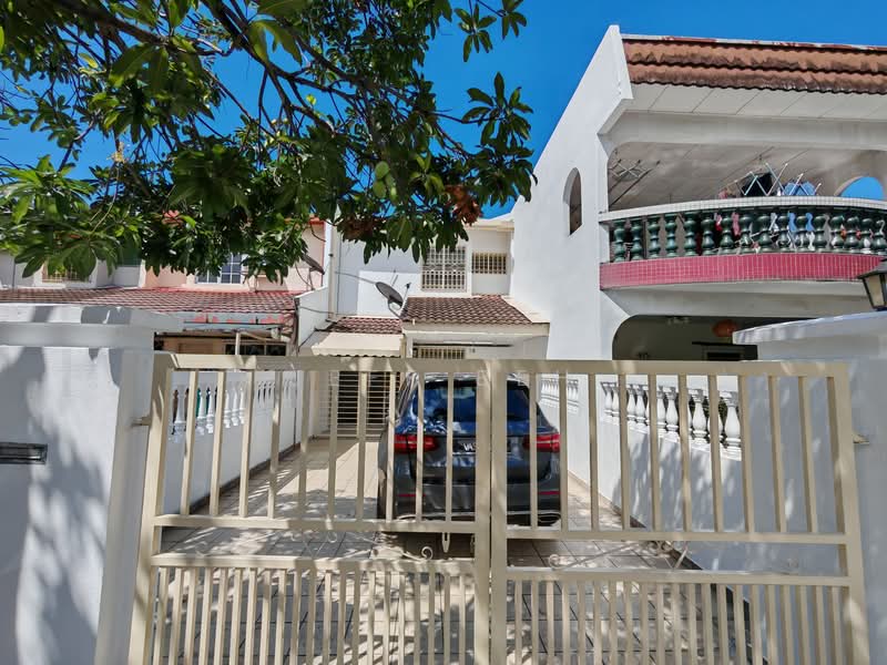 2-storey Terraced House for Rent in Ampang (Kuala Lumpur) - Jeff Beh - Exterior - PropertyGuru.com.my