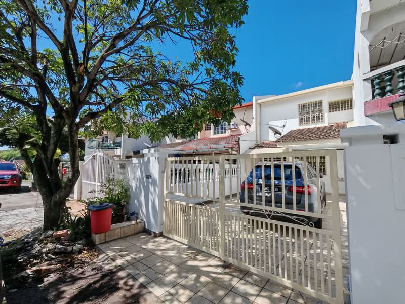 2-storey Terraced House for Rent in Ampang (Kuala Lumpur) - Jeff Beh - Exterior - PropertyGuru.com.my