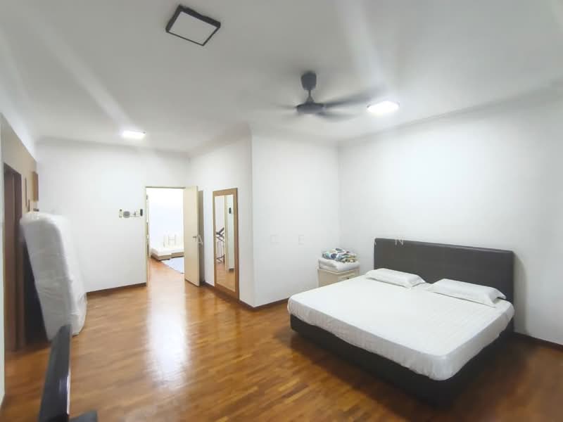 2.5-storey Terraced House for Sale in Taman Sutera Utama (Skudai) - Shanice Tan - Bedroom - PropertyGuru.com.my