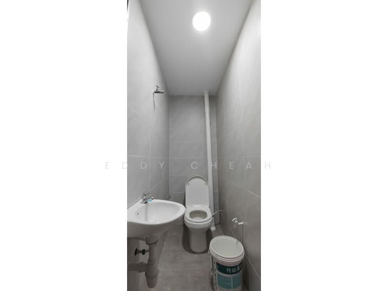 1-storey Terraced House for Sale in Klang (Selangor) - Eddy Cheah - Bathroom - PropertyGuru.com.my