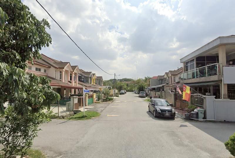 Rumah Teres 2-Tingkat untuk Dijual di Taman Tun Perak (Rawang) - Wong WG - Exterior - PropertyGuru.com.my