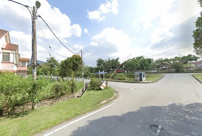 Rumah Teres 2-Tingkat untuk Dijual di Taman Tun Perak (Rawang) - Wong WG - Exterior - PropertyGuru.com.my