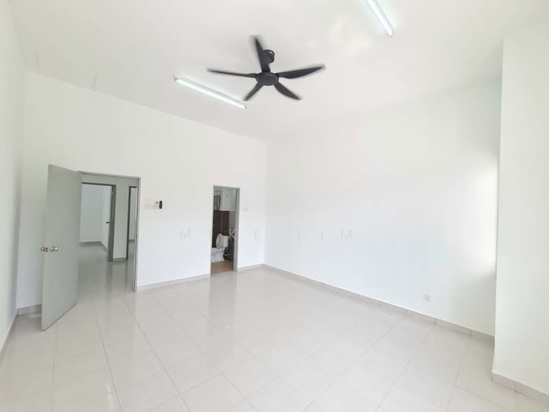 Rumah Teres 2 Tingkat untuk Dijual di Bandar Tasik Kesuma (Beranang) - Mike Lim - Interior - PropertyGuru.com.my