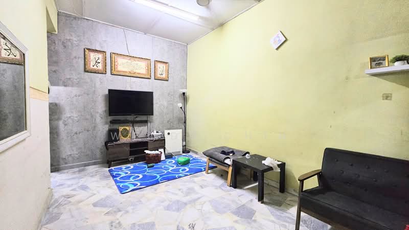 Rumah Teres 1 Tingkat untuk Dijual di Taman Puchong Intan (Puchong) - Wendy Chin - Living Room - PropertyGuru.com.my