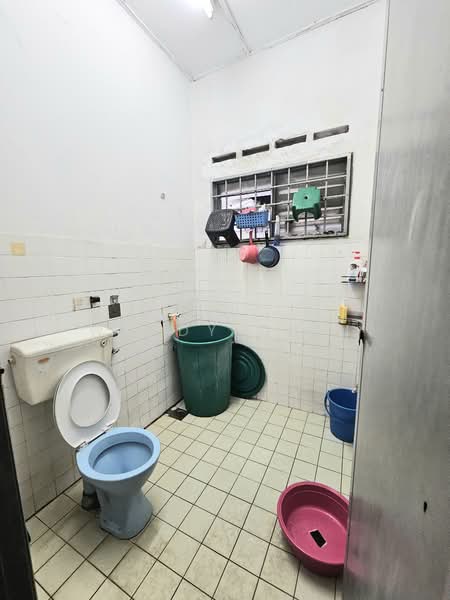 Rumah Teres 1 Tingkat untuk Dijual di Taman Puchong Intan (Puchong) - Wendy Chin - Bathroom - PropertyGuru.com.my
