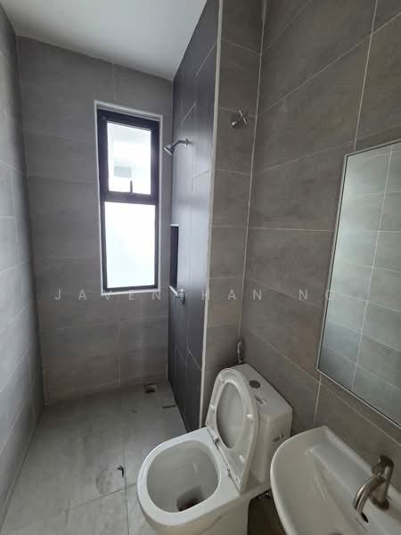 Rumah Kluster untuk Dijual di Taman Mount Austin (Tebrau) - Javenthan Ng - Bathroom - PropertyGuru.com.my
