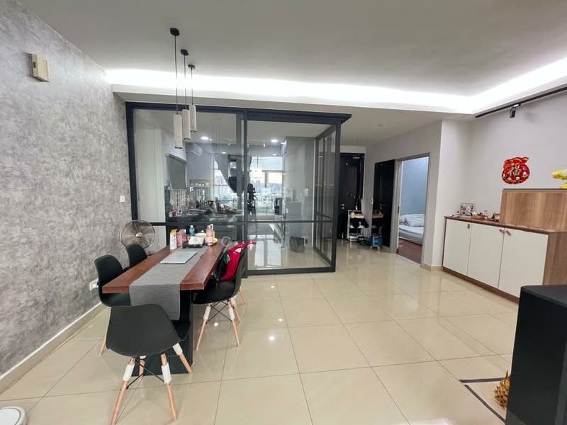 Condominium for Rent at Boulevard Serviced Apartment - Vincent Tee - Dining Room - PropertyGuru.com.my