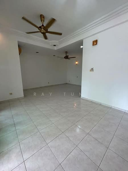 Rumah Teres 2 Tingkat untuk Dijual di Taman Daya (Johor Bahru) - Ray Tung - Living Room - PropertyGuru.com.my