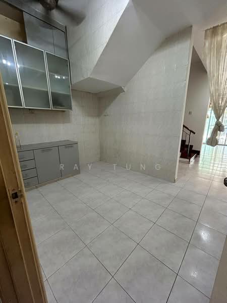 Rumah Teres 2 Tingkat untuk Dijual di Taman Daya (Johor Bahru) - Ray Tung - Kitchen - PropertyGuru.com.my