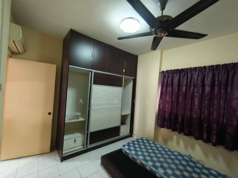 Kondominium untuk Disewa di The Vistana - Jason Ong - Bedroom - PropertyGuru.com.my