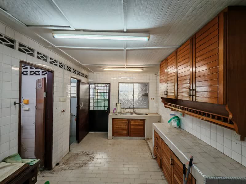 Rumah Teres 2 Tingkat untuk Dijual di Sri Petaling (Kuala Lumpur) - Jeff Beh - Kitchen - PropertyGuru.com.my