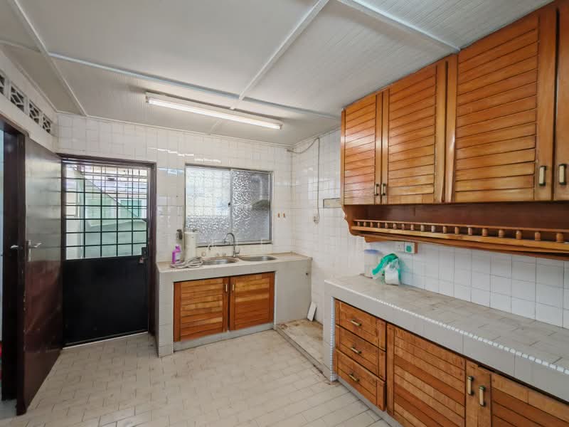 Rumah Teres 2 Tingkat untuk Dijual di Sri Petaling (Kuala Lumpur) - Jeff Beh - Kitchen - PropertyGuru.com.my