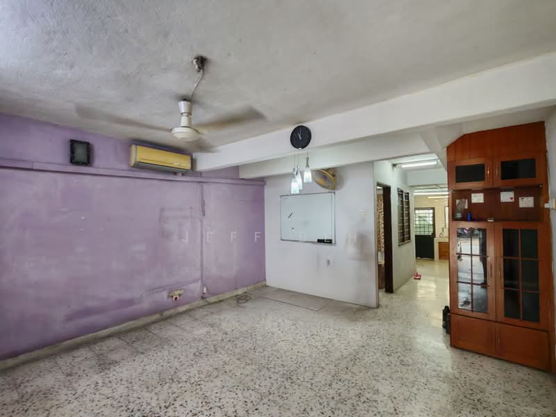 Rumah Teres 2 Tingkat untuk Dijual di Sri Petaling (Kuala Lumpur) - Jeff Beh - Living Room - PropertyGuru.com.my