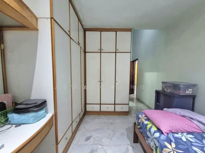 1-storey Terraced House for Sale in Bandar Sri Damansara (Selangor) - Judy Chong - Bedroom - PropertyGuru.com.my