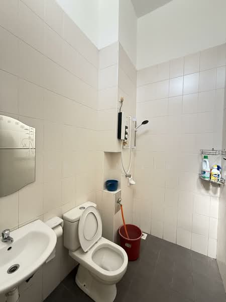 2-storey Terraced House for Rent in Setia Impian (Setia Alam) - Calvin Lim - Bathroom - PropertyGuru.com.my