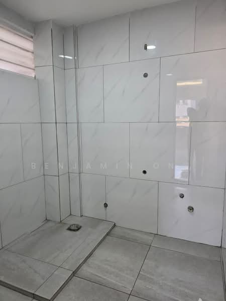 Flat for Sale at Kekwa - Benjamin Ong - Bathroom - PropertyGuru.com.my